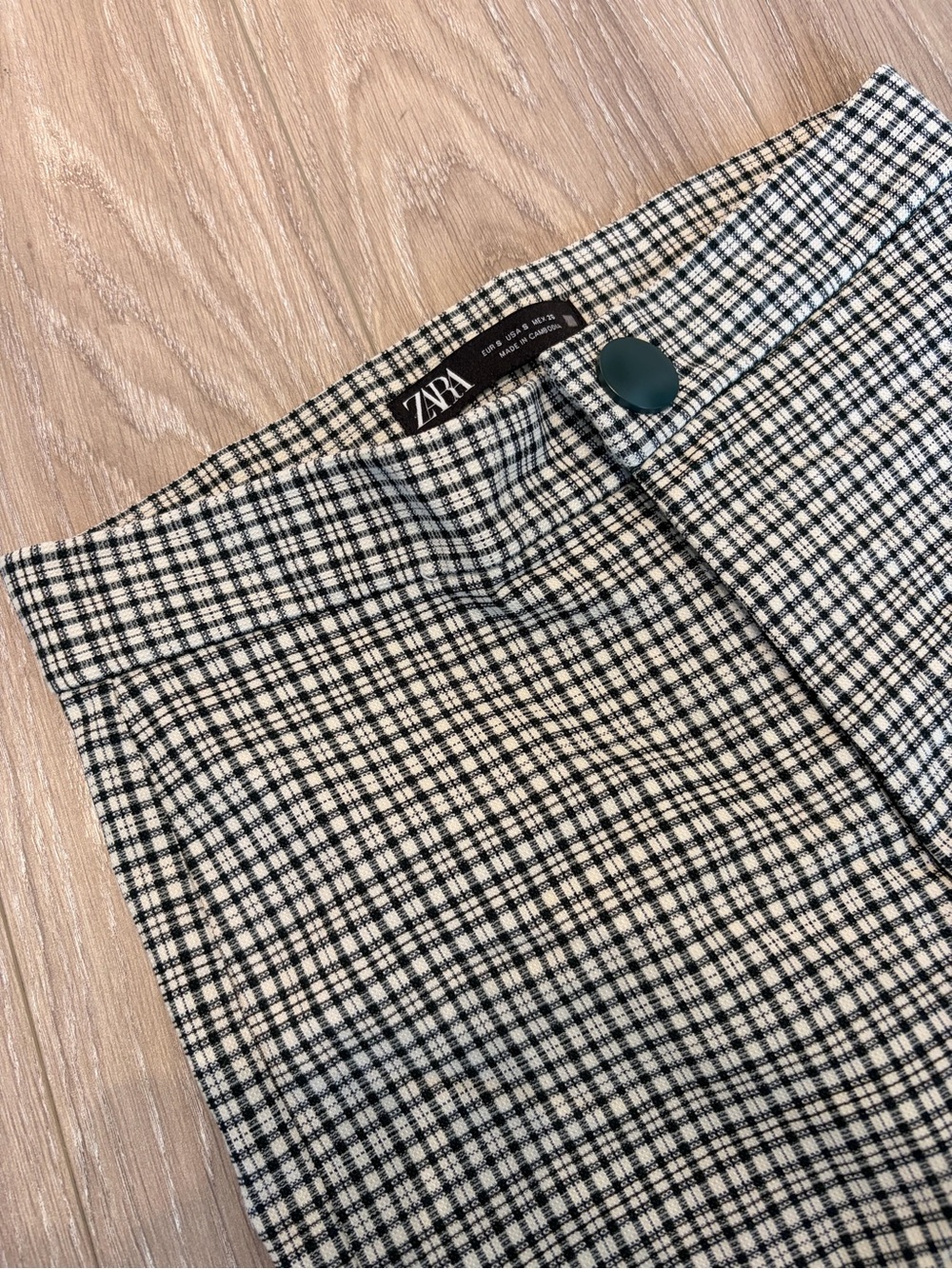 Zara Green & White Check Men’s Shorts